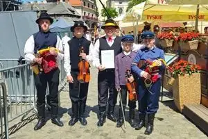 Kapela dudziarska z Moszczanki nagrodzona na Ogólnopolskim Festiwalu Kapel i Śpiewaków Ludowych