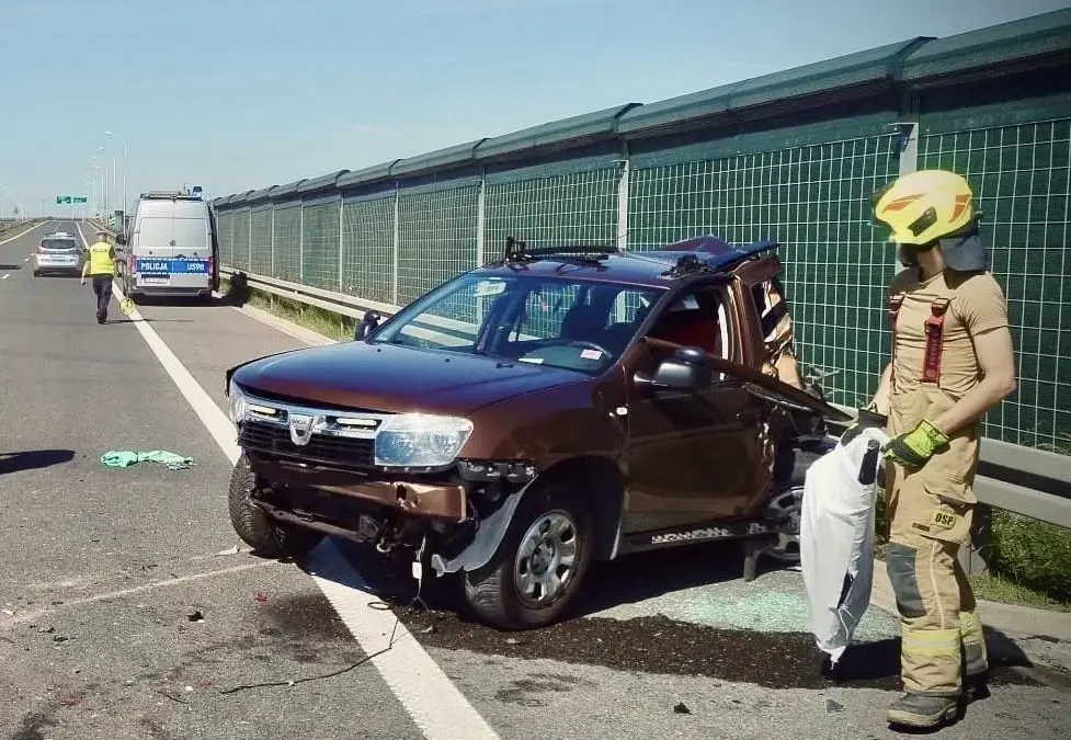 Wypadek na S11: Obwodnica Ostrowa Wielkopolskiego zablokowana