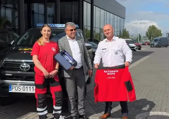 OSP otrzymało odzież ratowniczą od Auto Partner Garcarek