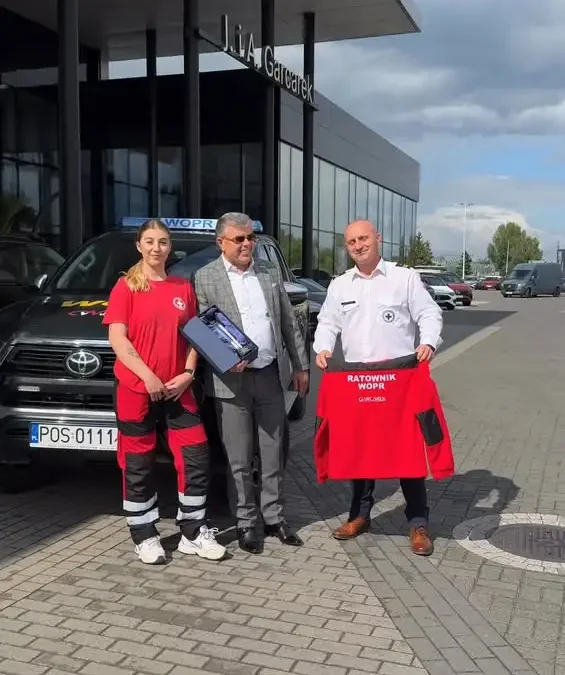 OSP otrzymało odzież ratowniczą od Auto Partner Garcarek