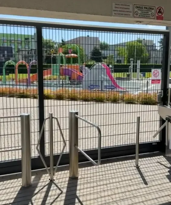 Basen Miejski Olimpijska w Ostrowie Wielkopolskim otwiera sezon letni w piątek 19 czerwca