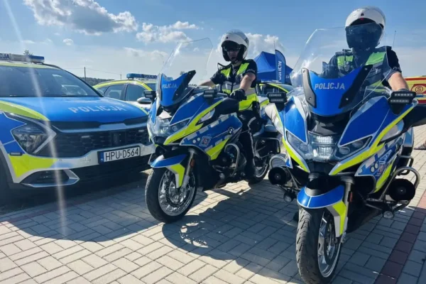 Policyjna akcja „Jednoślad” w Ostrowie Wielkopolskim – cztery motocykle z zatrzymanymi dowodami rejestracyjnymi