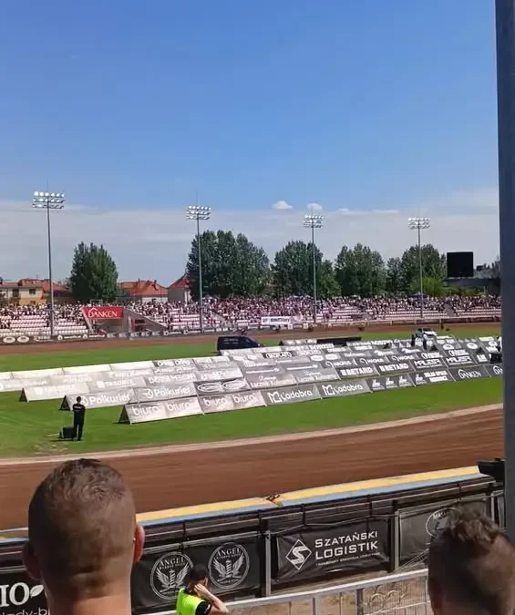 Żużlowcy TŻ Ostrovia rozgromili Krosno 54:36 i rozpoczęli lato w wielkim stylu