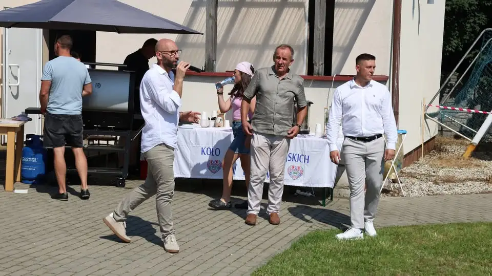 Rodzinne festyny w gminie Ostrów Wielkopolski – zabawa w Lamkach przyciągnęła tłumy