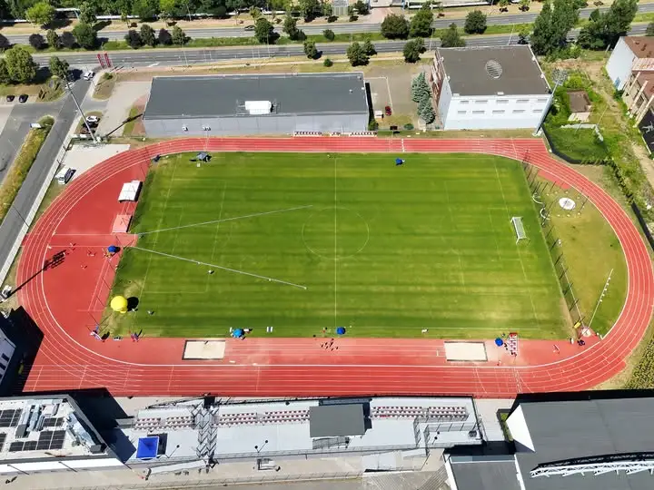 Otwarte Mistrzostwa Ostrowa Wielkopolskiego w lekkoatletyce – sportowe emocje na stadionie