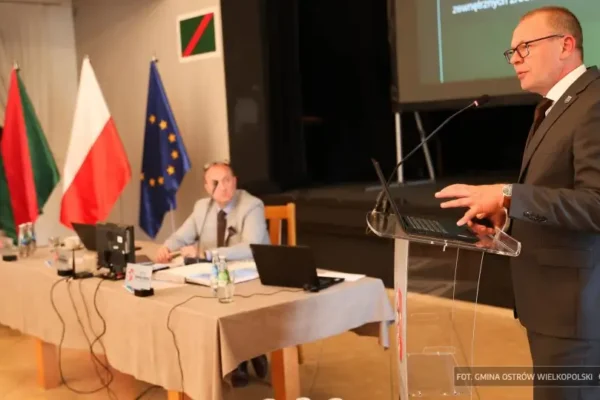 Rada Gminy Ostrów Wielkopolski jednogłośnie udzieliła absolutorium wójtowi