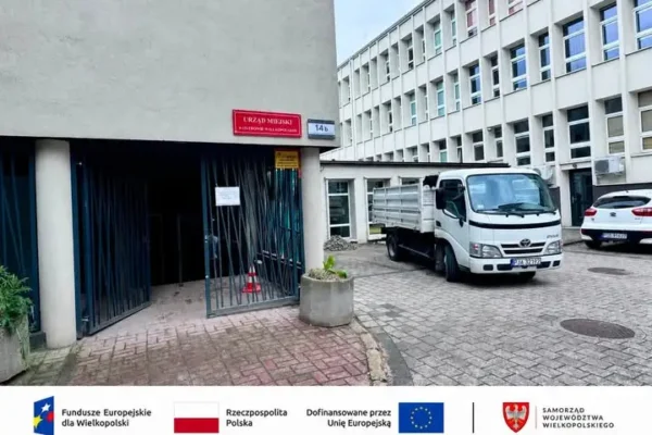 Trwa termomodernizacja „Łącznika” w Ostrowie Wielkopolskim