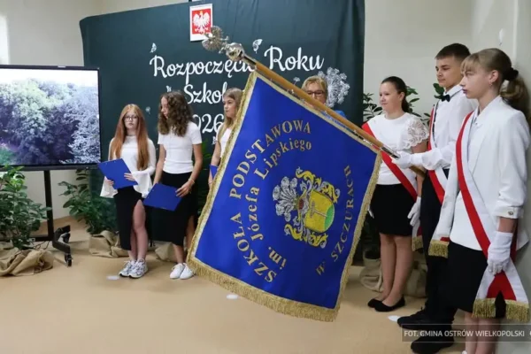 Inauguracja roku szkolnego w Szczurach: nowy zespół i nowy dyrektor
