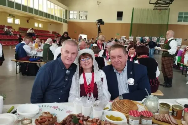 Łąkocanie z gminy Ostrów Wielkopolski na II Biesiadzie Ludowej w Lwówku Śląskim
