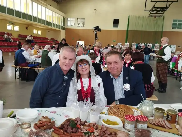 Łąkocanie z gminy Ostrów Wielkopolski na II Biesiadzie Ludowej w Lwówku Śląskim