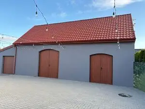 Nowa elewacja i bramy garażowe w remizie OSP w Drogosławiu