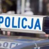 Nocna interwencja policji w Ostrowie Wielkopolskim. Cztery osoby zatrzymane, narkotyki w samochodzie
