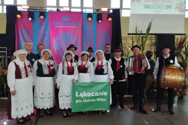 Łąkocanie z gminy Ostrów Wielkopolski na biesiadzie ludowej w Lwówku Śląskim