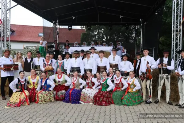 Łąkociny świętowały dożynki: tradycja, muzyka i wspólnota