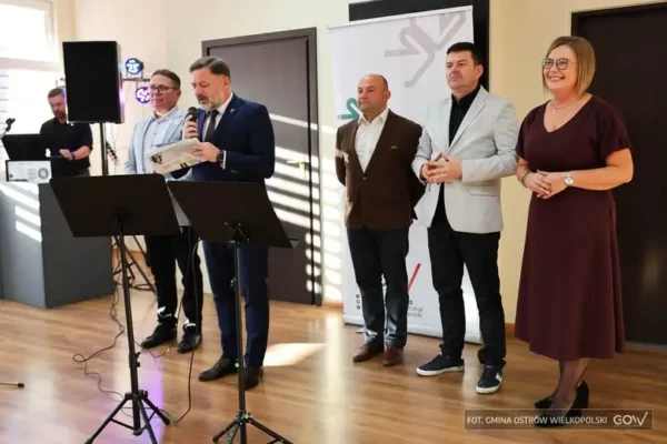 Jesienna Biesiada 50+ w Daniszynie. Seniorzy świętowali z lokalnymi organizacjami