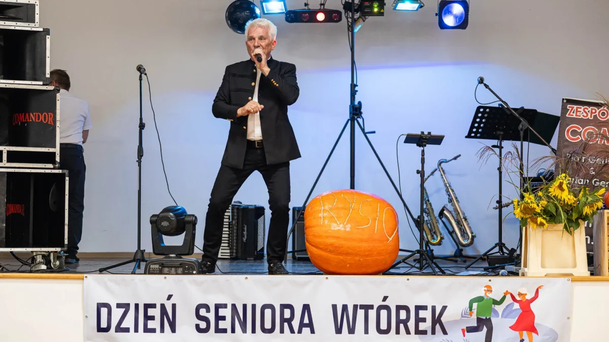 Dzień Seniora we Wtórku: integracja, wyróżnienia i pomoc dla Leo